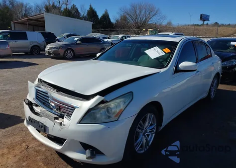 2012 Infiniti G37 Journey z USA, uszkodzony, nr VIN JN1CV6AP7CM930314